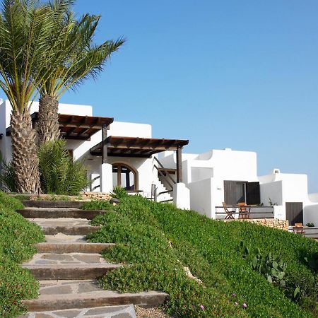 La Almendra Y El Gitano Hotel Agua Amarga  Exterior photo